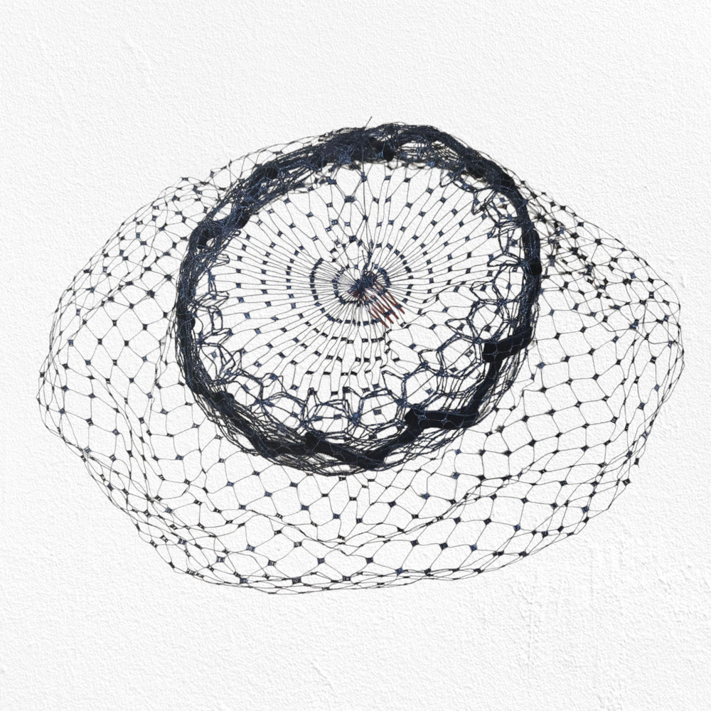 Vintage 1940s Black Feather Fascinator Birdcage Veil Hat Mid Century Chic - Picture 5 of 8